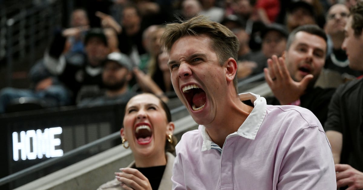 Utah Hockey Club beats Los Angeles Kings in first-ever home game – Deseret News