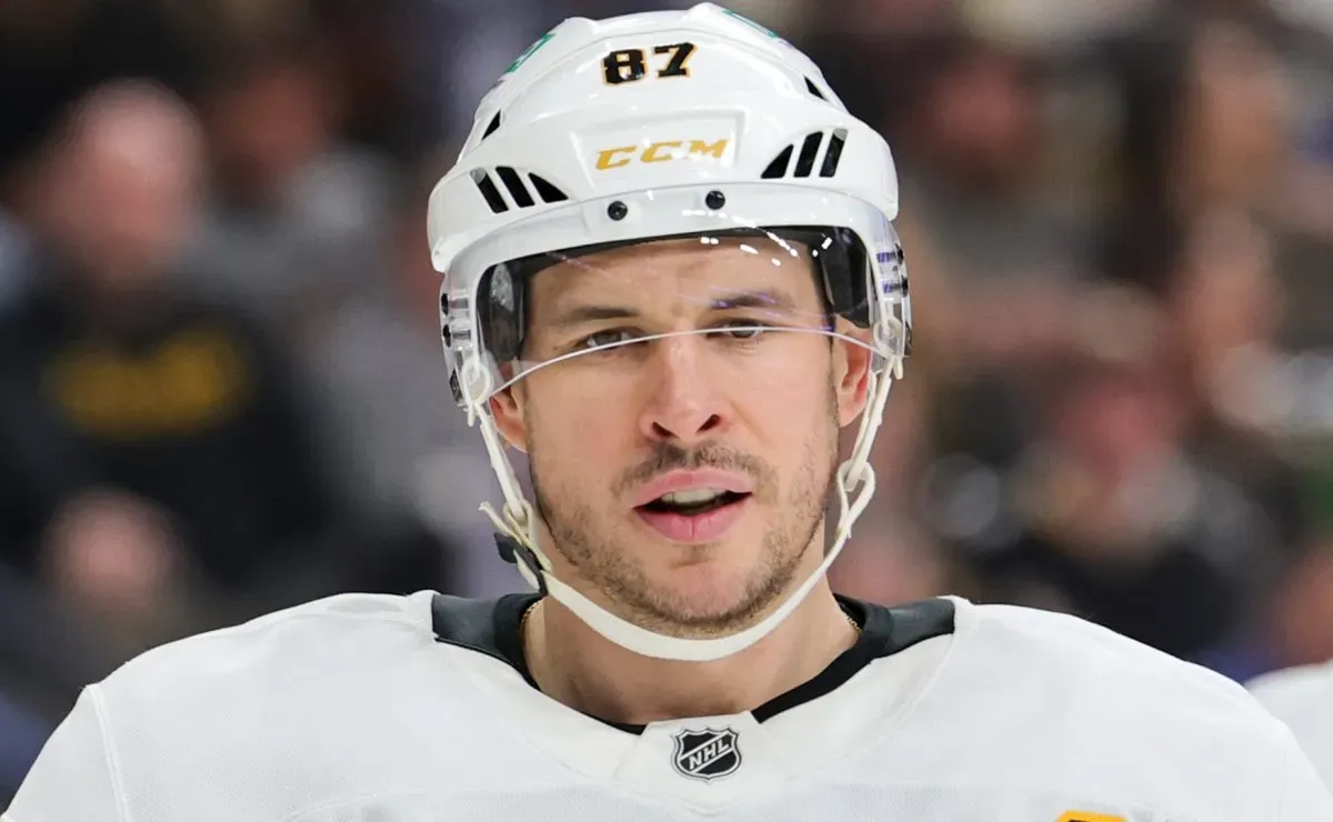 NHL star Sidney Crosby reportedly growing frustrated by persistent trade buzz and speculation surrounding Penguins