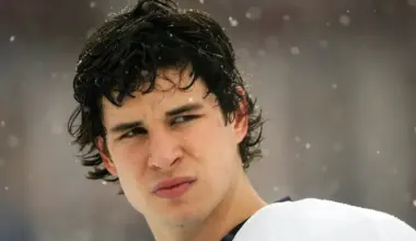 NHL News: Sidney Crosby's future with Penguins reportedly lies in the hands of Kyle Dubas and imminent decision on veteran