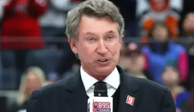 Not Wayne Gretzky: Panthers' Matthew Tkachuk picks former Stanley Cup champion for life-or-death shootout goal