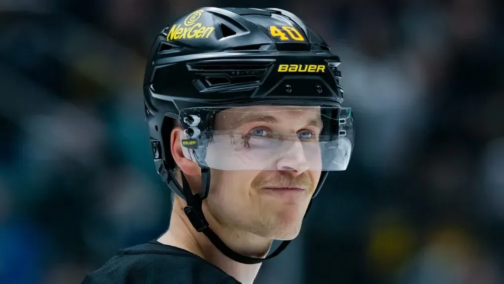 Elias Pettersson #40 of the Vancouver Canucks