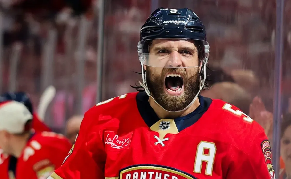 NHL News: 2x Stanley Cup champion Aaron Ekblad delivers bold 4-word message addressing rumors of leaving Brad Marchand’s Panthers