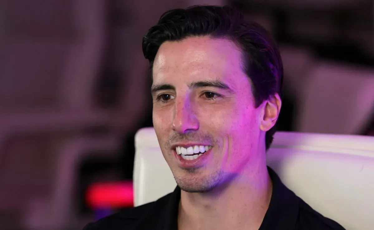 NHL News: In first months of retirement, Sidney Crosby's iconic teammate Marc-Andre Fleury snubs Blackhawks in latest charity venture