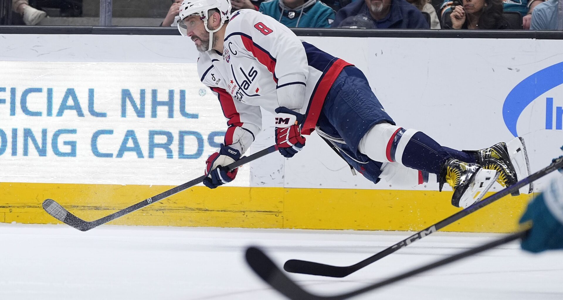 Alex Ovechkin scores his 887th goal to lead the Capitals to a 5-1 win over the Sharks