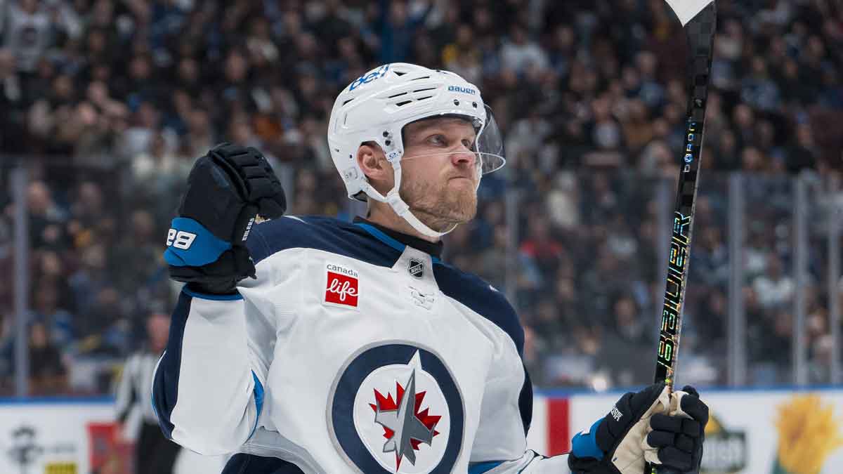 Winnipeg Jets forward Nikolaj Ehlers (27) celebrates his goal against the Vancouver Canucks in the first period at Rogers Arena.