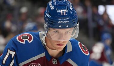 Parker Kelly scores 2 as Avalanche beat Flames 4-2 to move to 7-0-1 in last 8 games