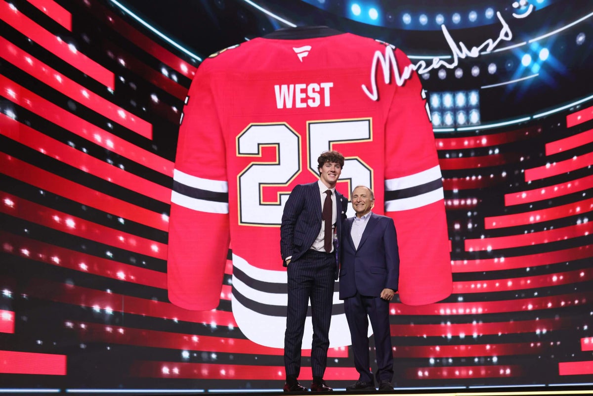 What I’m hearing about the Blackhawks: How committed is Mason West to hockey over football?