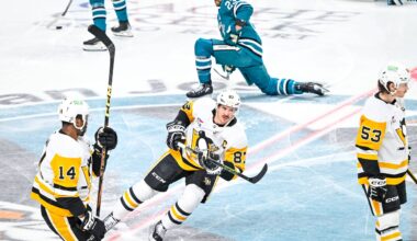 Sidney Crosby warming up against the San Jose Sharks.
