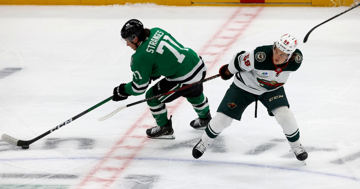 Dallas Stars sign forward Antonio Stranges to a two-way contract