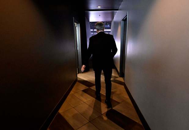 Kings broadcaster Nick Nickson, seen making his way to his booth for one of the last times before a game between the Kings and the Colorado Avalanche on Saturday, April 12, 2025, at Crypto.com Arena, is retiring after 44 years. (Photo by Keith Birmingham, Orange County Register/ SCNG)