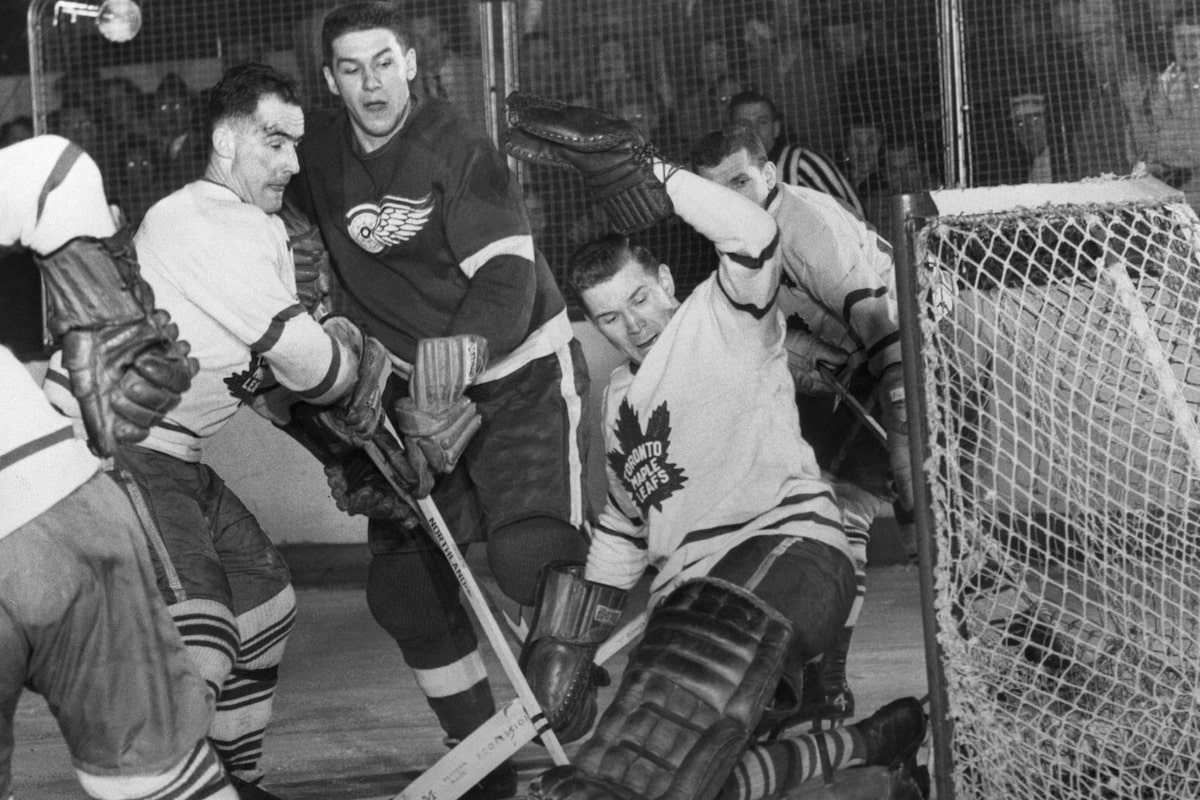 Alex Delvecchio quietly built a Hall of Fame career with the Detroit Red Wings