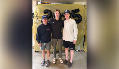 Lightning strike Foster in fourth round