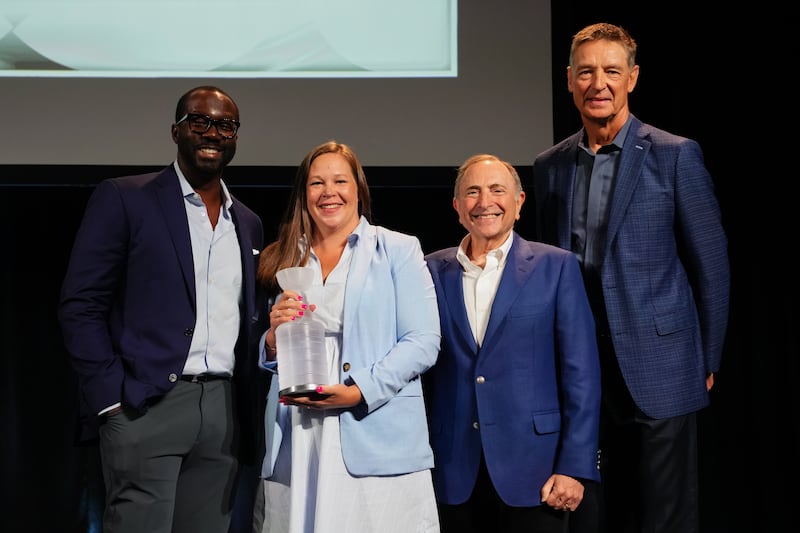 former NHLer Anson Carter at the Hyatt Regency Hotel in Seattle. Presenters included Pro Football HOFer Walter Junior Jones, former NBAer Detlef Schrempf and PWHL EVP/Hockey Operations Jayna Hefford.