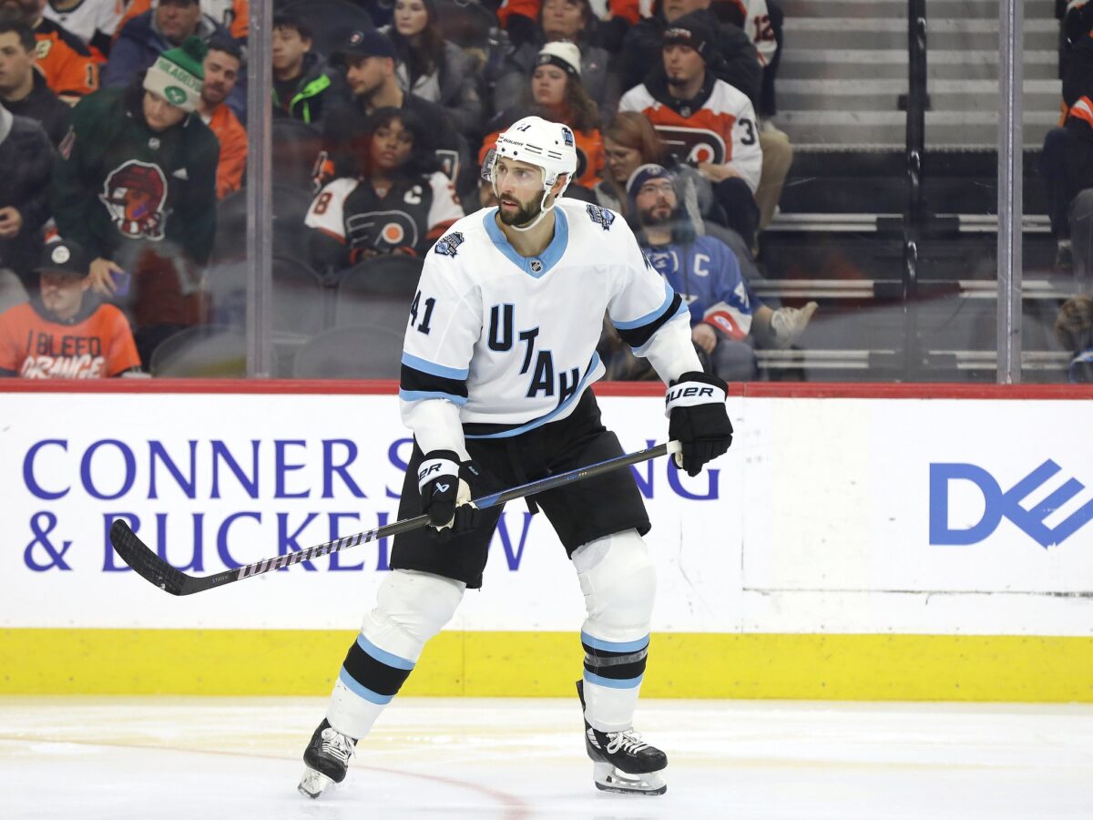 Robert Bortuzzo Utah Hockey Club