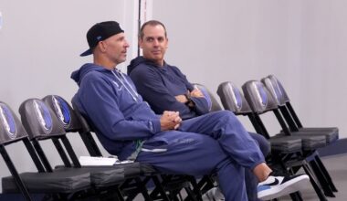 Who are the Dallas Mavericks’ assistant coaches for 2025-26?