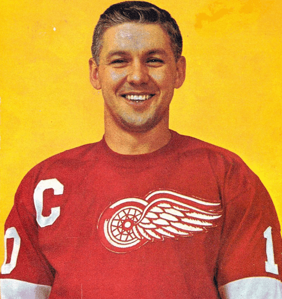 Alex Delvecchio, Red Wings