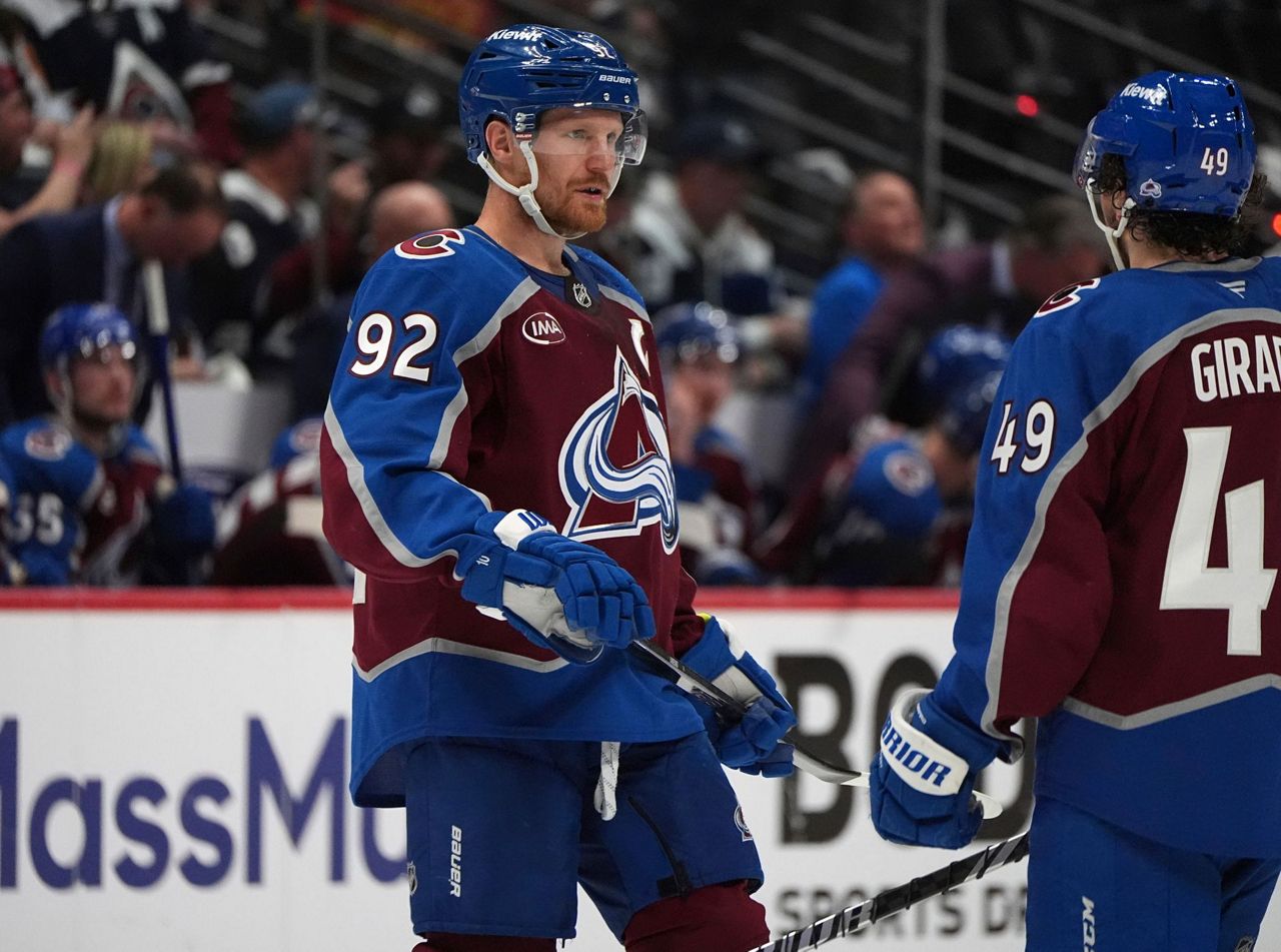 Avalanche captain Gabriel Landeskog scores 1st goal in nearly 3 years in Game 4 against Stars