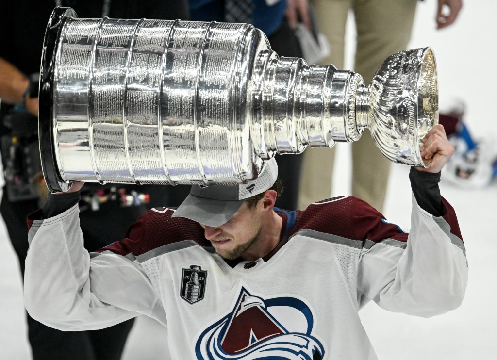 Colorado roster reminds him of Stanley Cup champs
