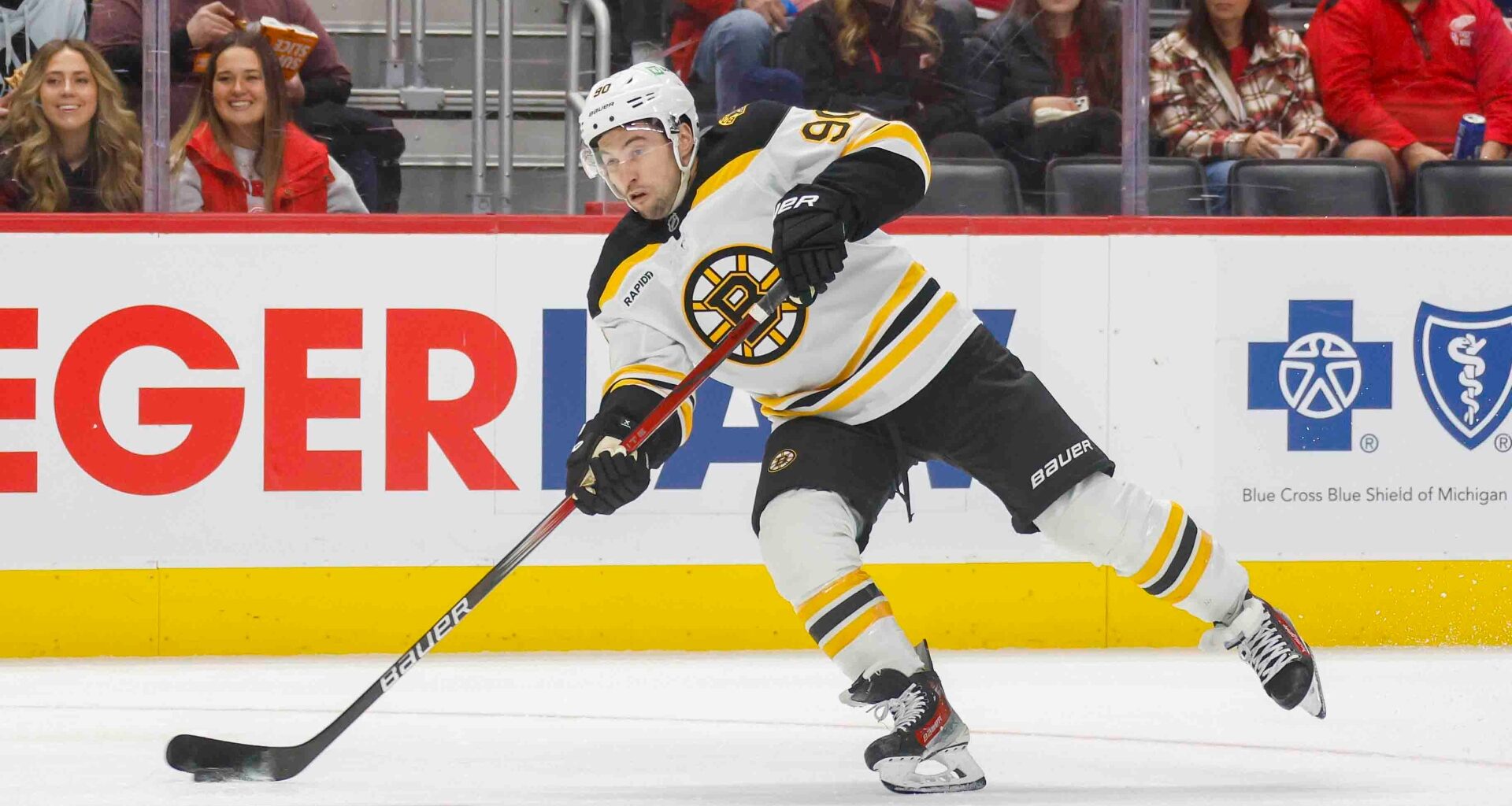 Short-Term Bruins Forward Announces Retirement