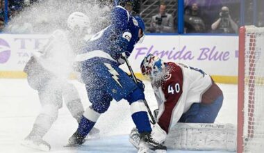Hagel ties NHL record with 4 assists in 1st period, Lightning beat Avalanche 8-2