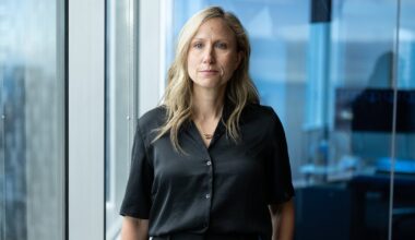 Kraken's Holloway positioning group to bring NBA back to Seattle