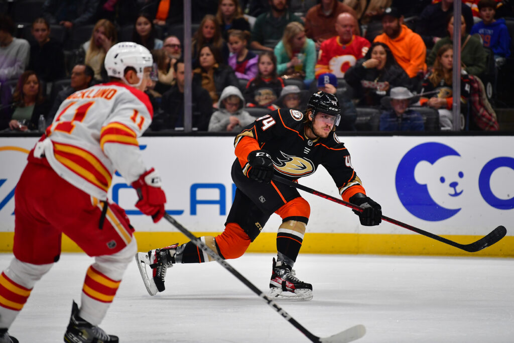 Morning Notes: Comtois, Kuznetsov, AHL - Pro Hockey Rumors