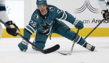 Andrew Poturalski Signs In KHL