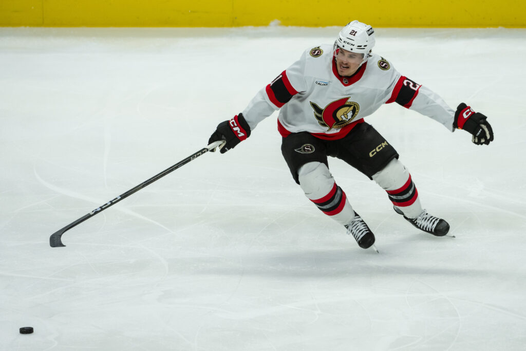 Senators Re-Sign Nick Cousins