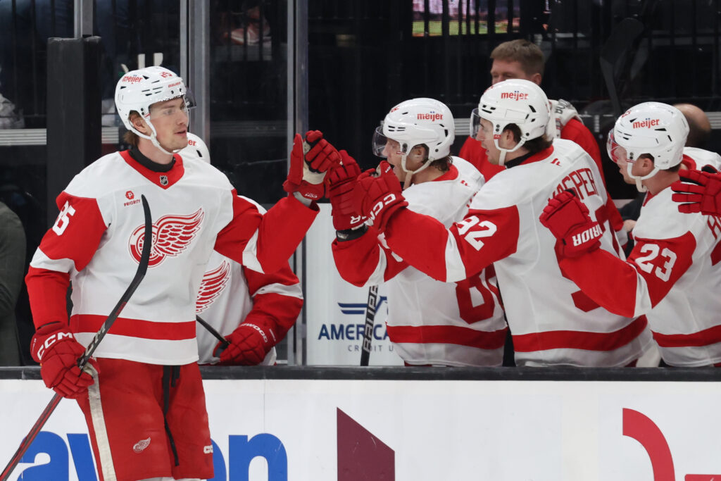 Red Wings Re-Sign Elmer Soderblom To Two-Year Contract