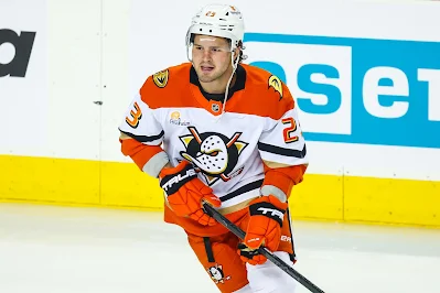 Could Mason McTavish be offer sheeted this summer?