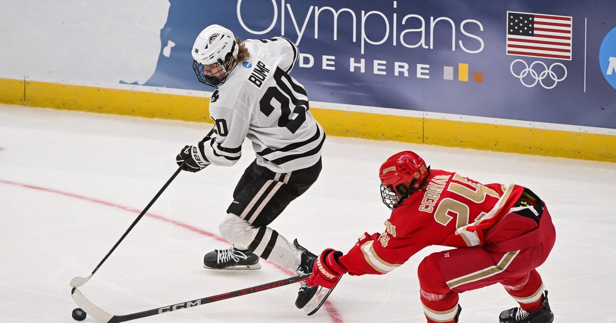 Alex Bump, focused on getting stronger, is knocking on the door of the Flyers' roster