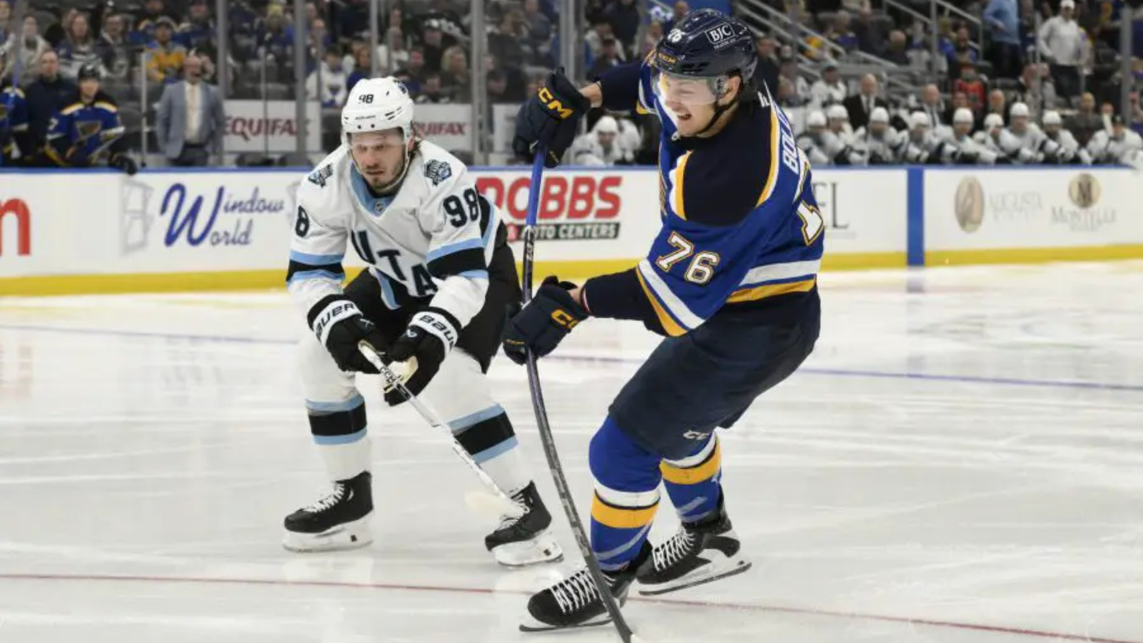 Chicago Blackhawks head coach receives harsh criticism from Utah defenseman