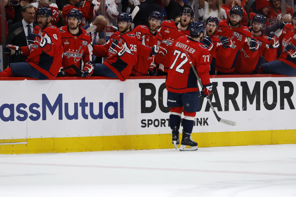 Capitals Re-Sign Anthony Beauvillier