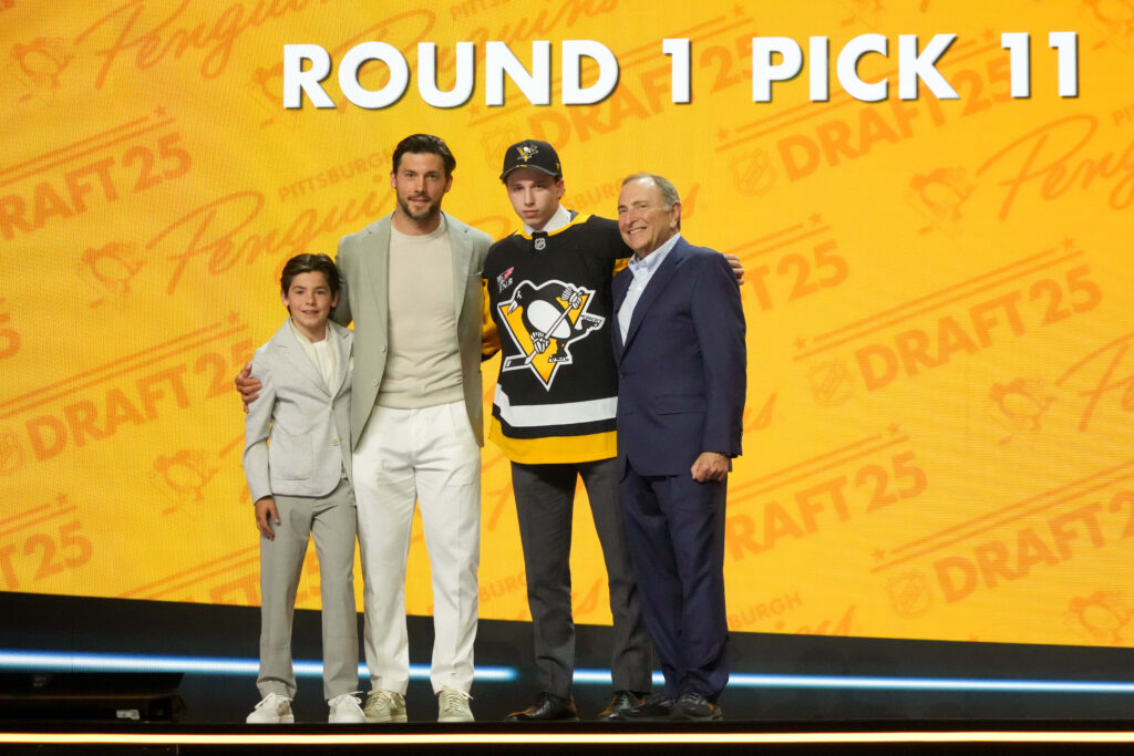 Penguins Sign Benjamin Kindel To Entry-Level Contract