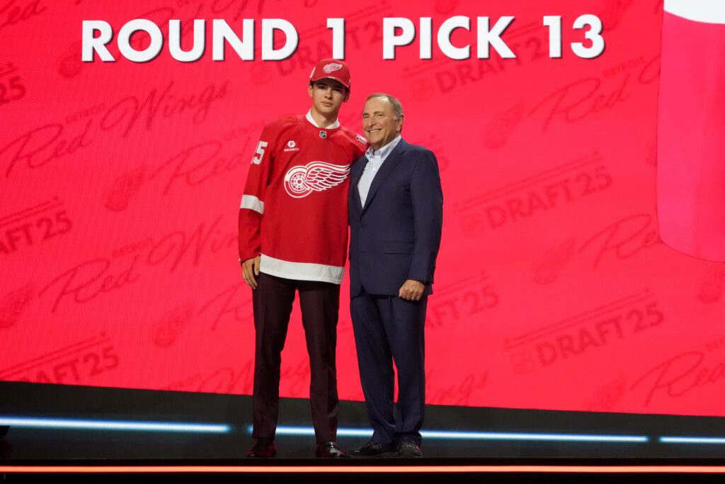 Red Wings Sign First-Rounder Carter Bear