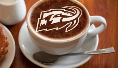 Schmidt signs 3-year, $10.5 million contract with Mammoth