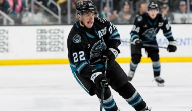 AHL: Andrew Poturalski Signs Overseas