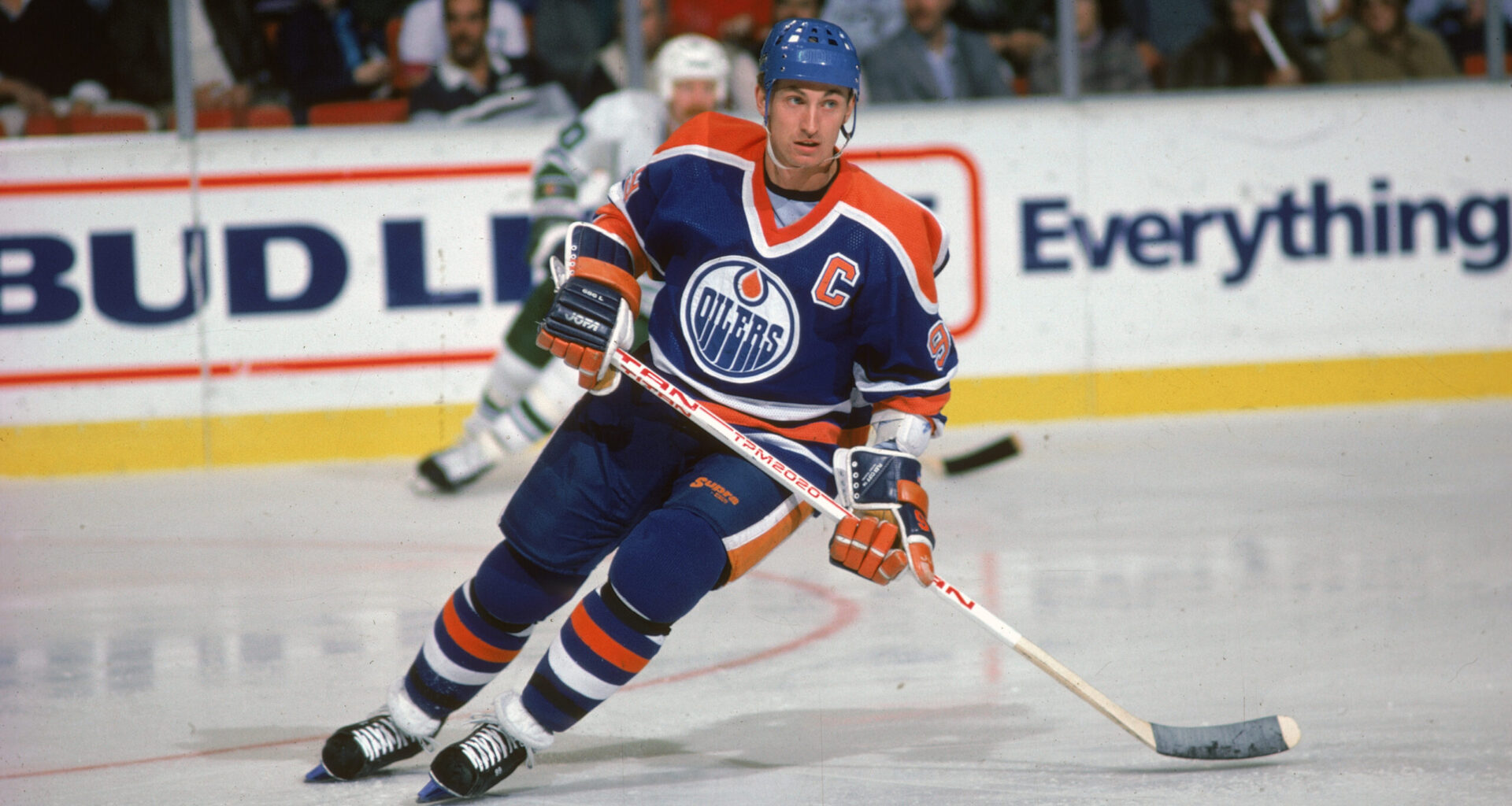 Remembering the Edmonton Oilers' First-Ever Playoff Win - The Hockey Writers -