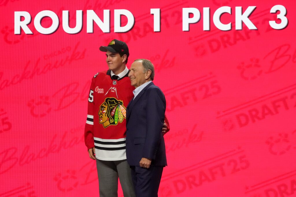 Blackhawks Expected To Sign Anton Frondell