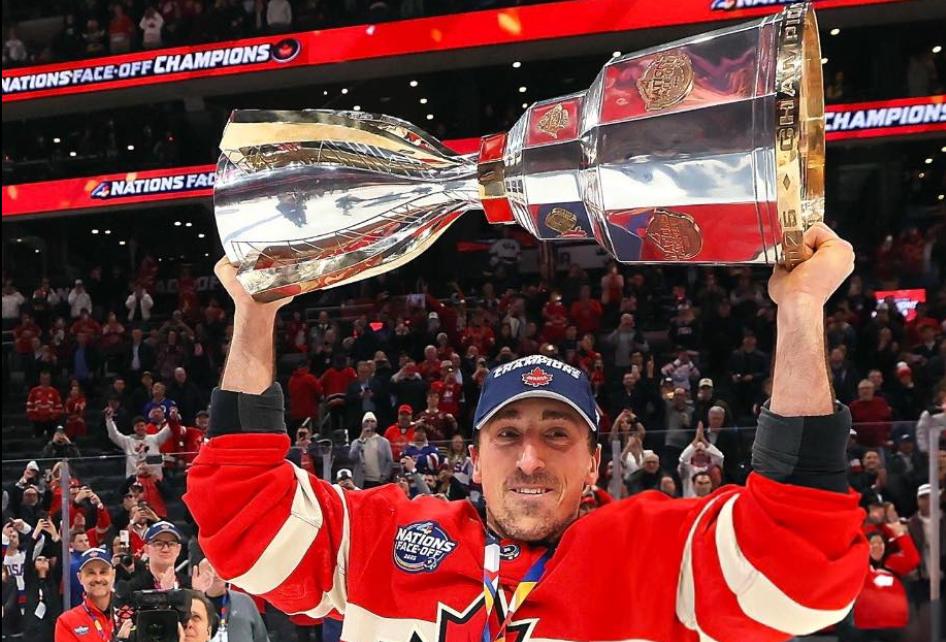 Brad Marchand re-signs with the Panthers