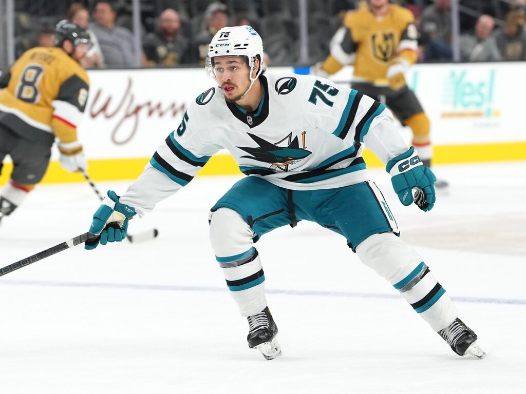 Sharks, Avalanche Swap Daniil Gushchin, Oskar Olausson