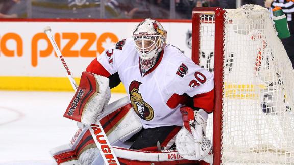 Senators re-sign Andrew Hammond to 3-year extension