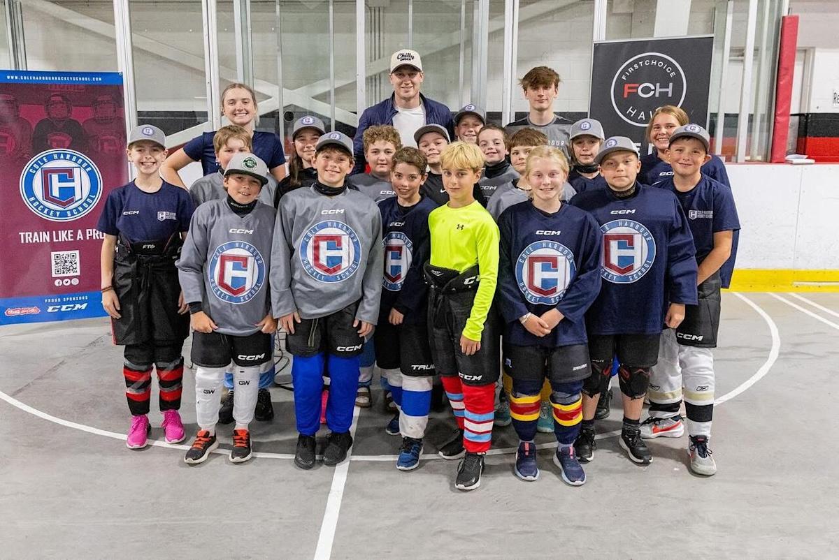 Kids at Cole Harbour hockey camp get surprise visit from NHL superstar