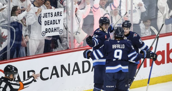 Whiteout parties a boon to downtown and Winnipeg’s morale, chamber says - Winnipeg