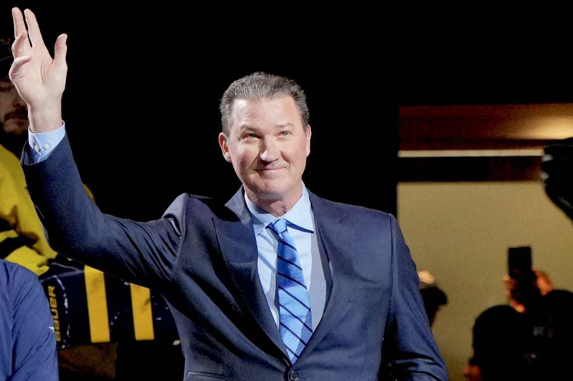 Mario Lemieux's serious about buying back Pittsburgh Penguins