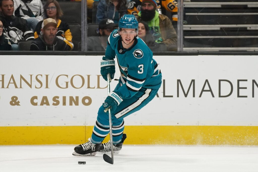 Toronto Maple Leafs Acquire Henry Thrun