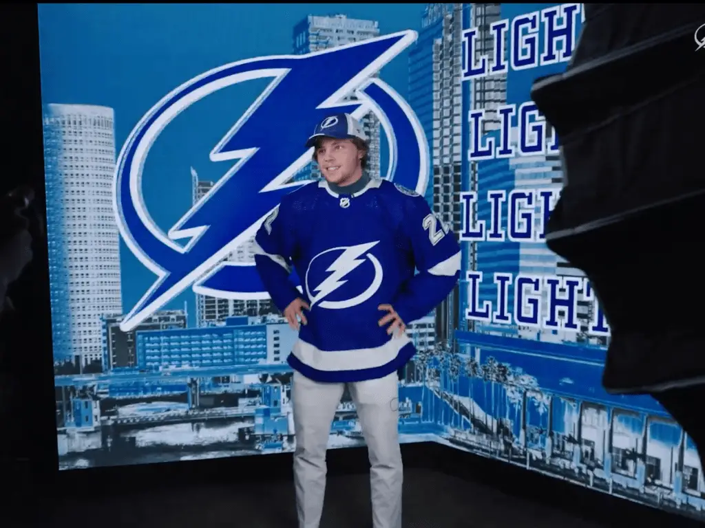 Report: Edmonton Oilers made an offer on Lightning prospect Isaac Howard