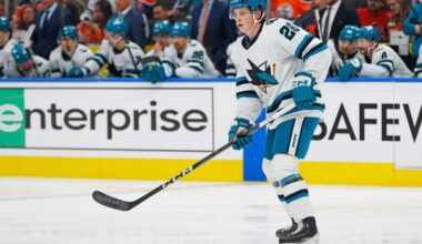 San Jose Sharks Re-Sign Jack Thompson