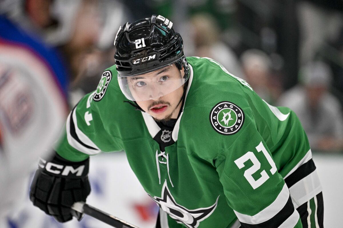 Jason Robertson to Chicago? Why a Blackhawks Trade is Unlikely