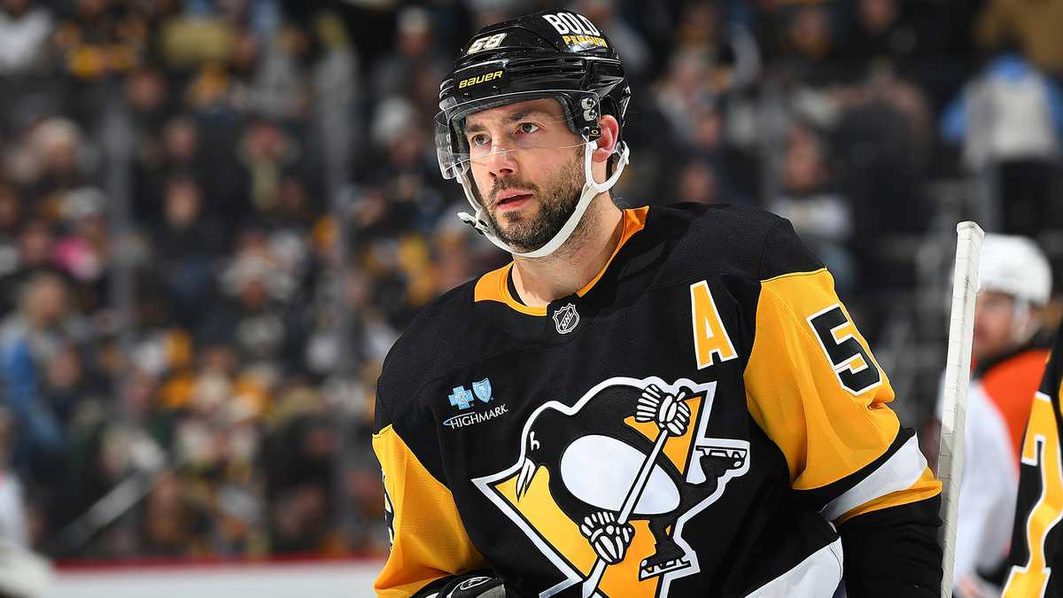 Penguins' Kris Letang has surgery to repair hole in heart